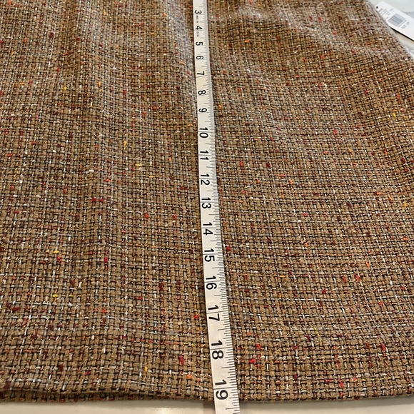 Kate Hill Petite Autumn Tweed 2 Piece Suit Jacket & Skirt & Gold thread accents - Picture 8 of 16